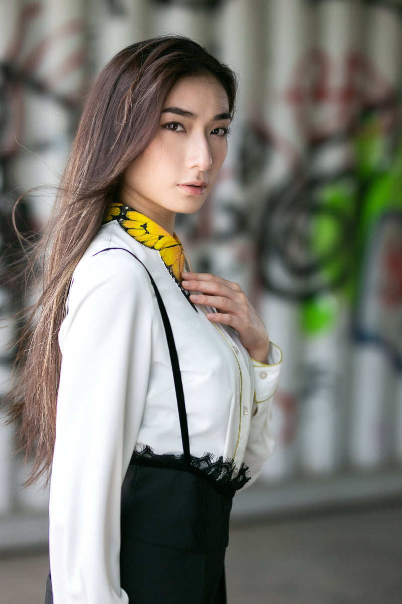 Butterfly collar shirt