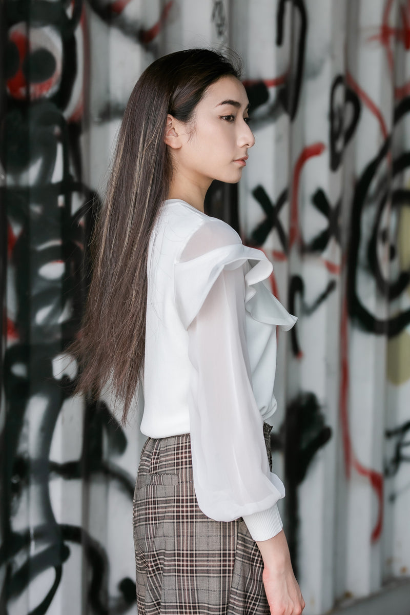 Chiffon sleeve knit top