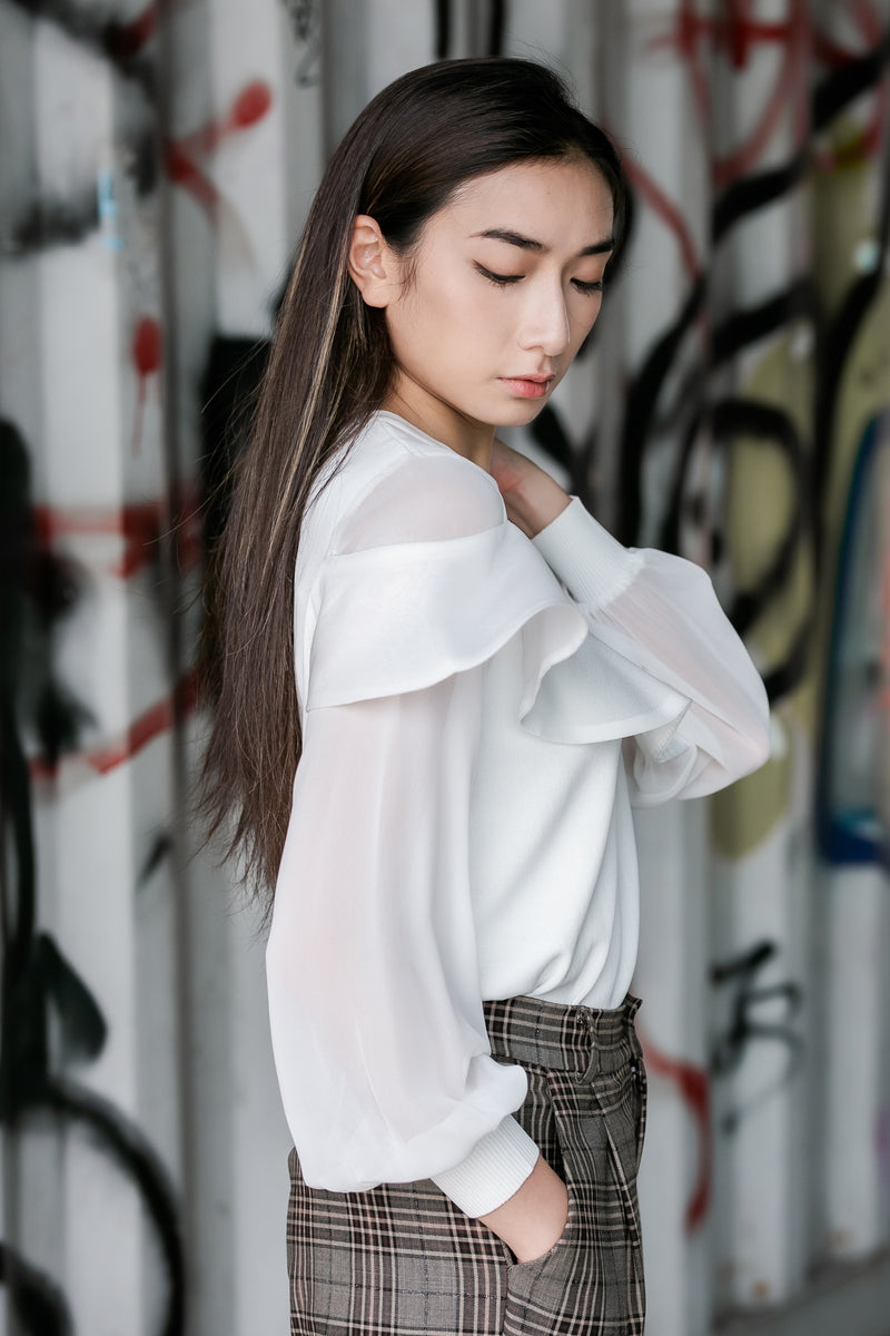 Chiffon sleeve knit top