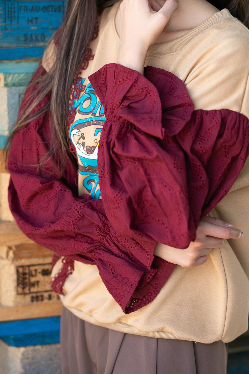 Lace stitching lantern sleeve sweater