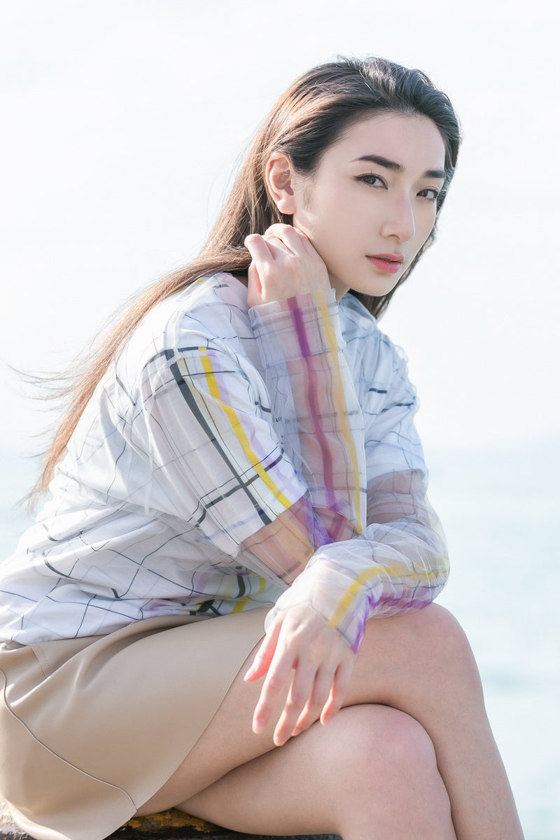 Checkered pattern mesh sleeve top