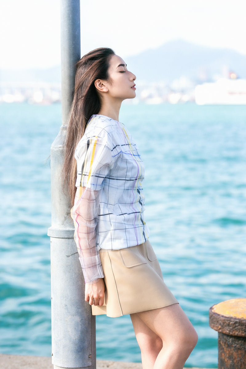 Checkered pattern mesh sleeve top
