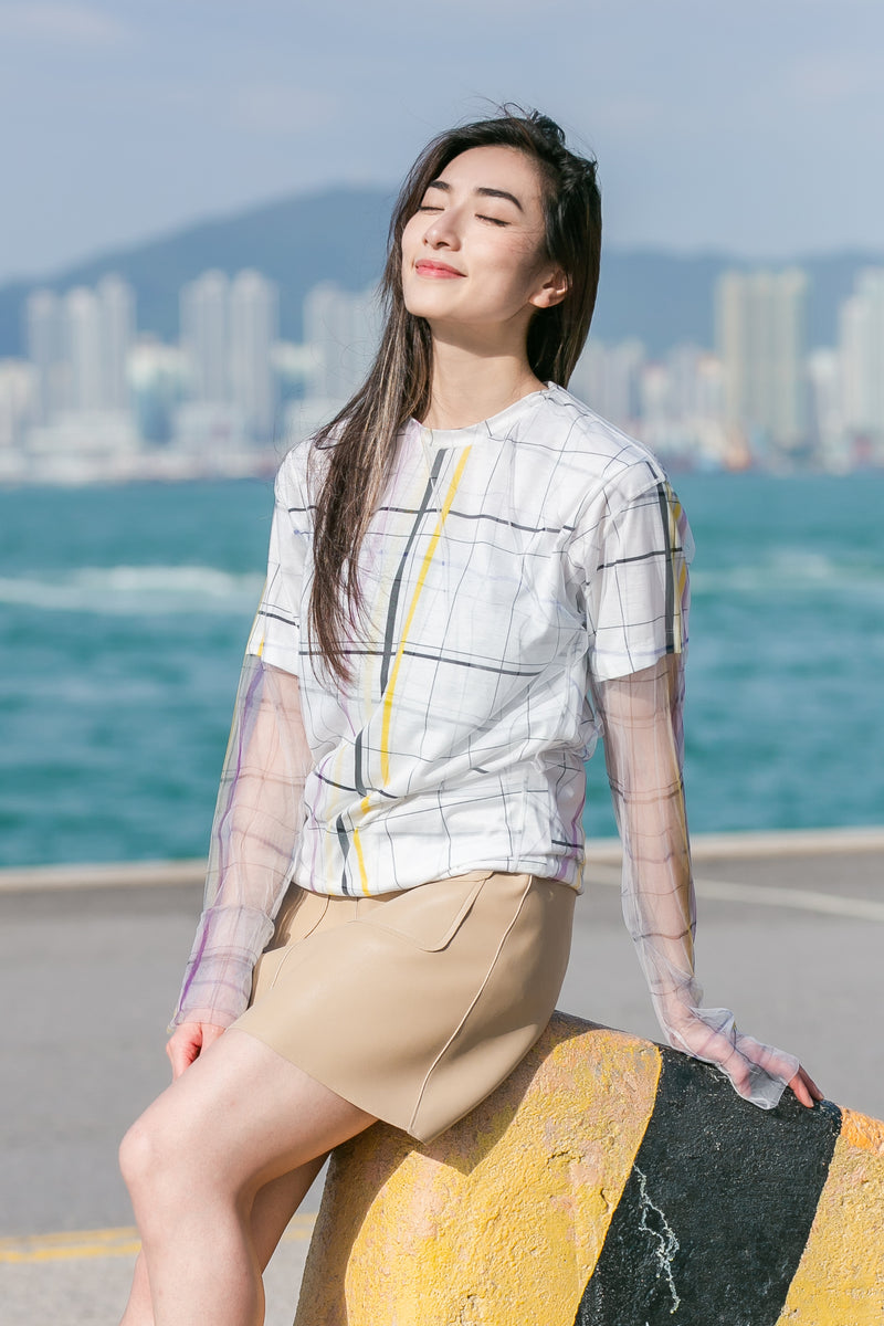 Checkered pattern mesh sleeve top
