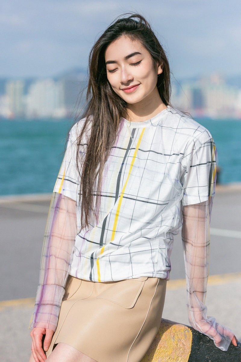 Checkered pattern mesh sleeve top