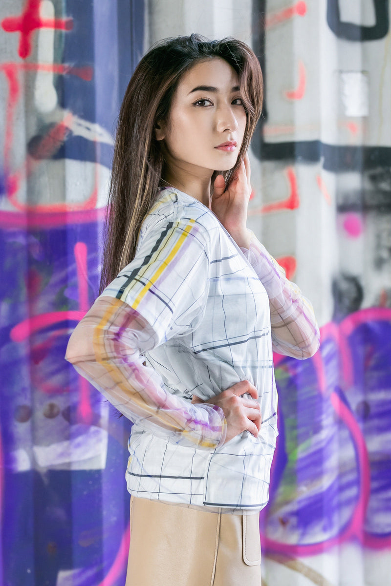 Checkered pattern mesh sleeve top