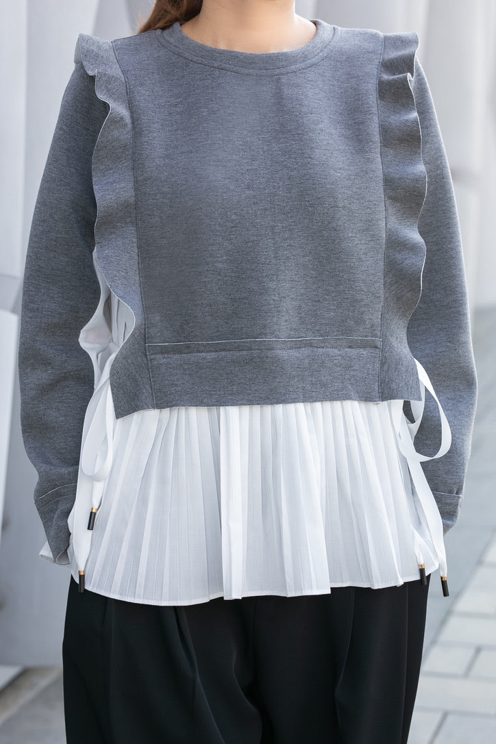 PLEATED SWEATSHIRT