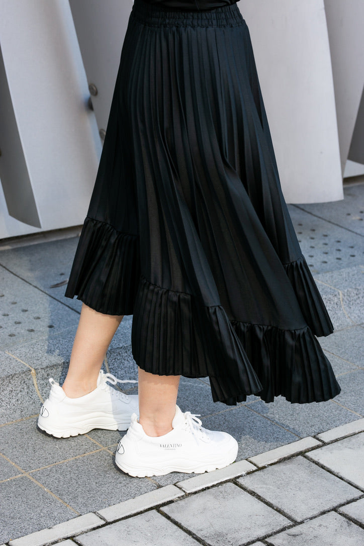 IRREGULAR PLEATED SKIRT