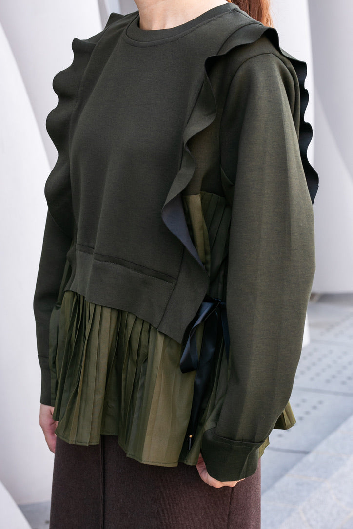 PLEATED SWEATSHIRT